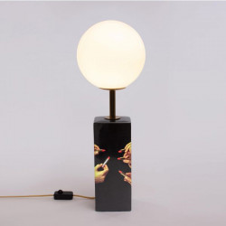 tp_table_lamp_lipstick_1a